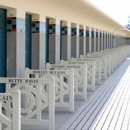 Deauville Triangle D Or Exterior photo