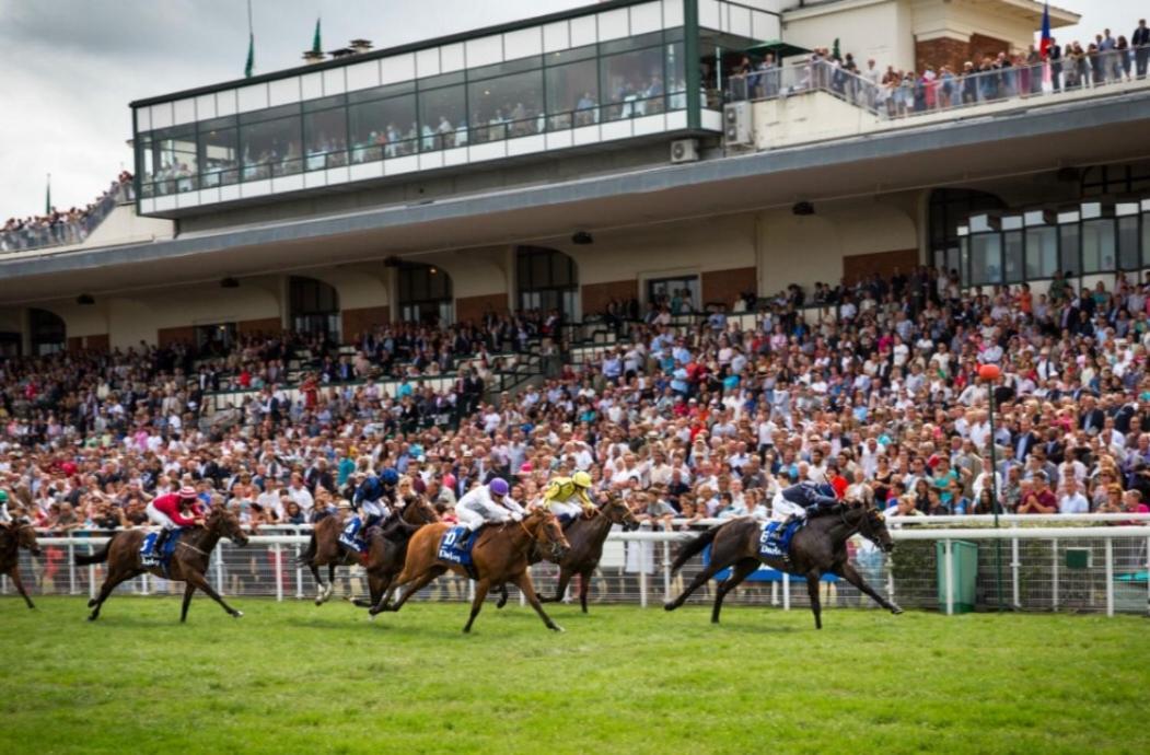 Deauville Triangle D Or Exterior photo